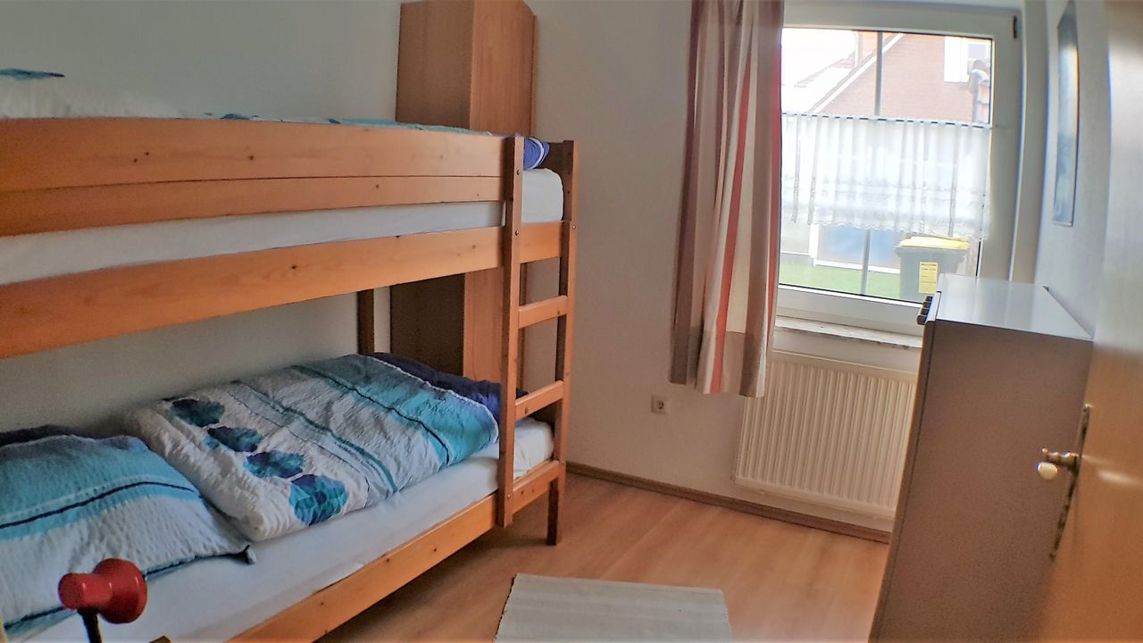 Kinderzimmer unten Kinderzimmer unten